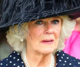 Kamilla szinte beleroppant abba, amit Erzsébet mondott neki: évekig kínozta vele a királynét Kamilla szinte beleroppant abba, amit Erzsébet mondott neki: évekig kínozta vele a királynét