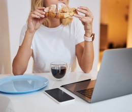 Nem a liszt, a cukor vagy a só az: ez az összetevő öregít minket a leggyorsabban, mégis minden nap fogyasztjuk