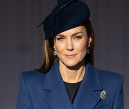 Katalinnak sikerült ismét túlszárnyalnia önmagát: felvette a legszebb karácsonyi kabátot, amit valaha láttunk