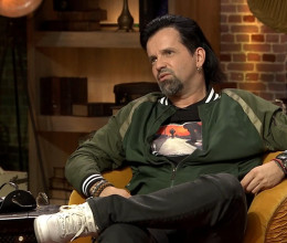 Kincsvadászok: csupasz hölgyet ábrázoló festmény került elő, Fejes Tamás rögtön be is dobott egy poént Kincsvadászok: csupasz hölgyet ábrázoló festmény került elő, Fejes Tamás rögtön be is dobott egy poént