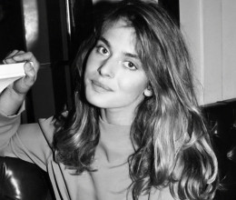 Egyetlen fotóval férfiak millióit őrjítette meg: 65 évesen így fest most a 80-as évek legendás szépsége, Nastassja Kinski Egyetlen fotóval férfiak millióit őrjítette meg: 65 évesen így fest most a 80-as évek legendás szépsége, Nastassja Kinski