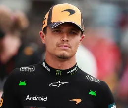 Vége a titkolózásnak: Két F1-es pilóta is gyönyörű bombázóval bukott le Miamiban