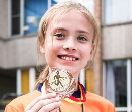 Összefogás indult a serdülő lányok sportban tartásáért