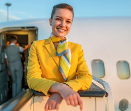 Egy légiutas-kísérő elárulta, miért köszönnek előre, amikor felszállsz a repülőgépre