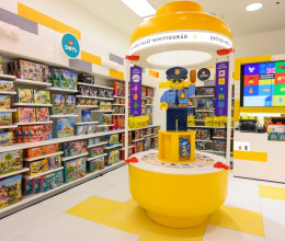 Hatalmas kedvezményekkel és ajándékokkal júniusban megnyílik Budapest legnagyobb LEGO üzlete a Westendben Hatalmas kedvezményekkel és ajándékokkal júniusban megnyílik Budapest legnagyobb LEGO üzlete a Westendben