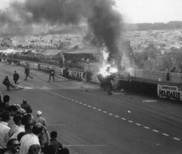 Nyolcvannál is több ember veszett oda: ez volt az autóversenyzés történetének legdurvább balesete Nyolcvannál is több ember veszett oda: ez volt az autóversenyzés történetének legdurvább balesete