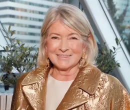 A „szupervékony” fa a 2025-ös év legszokatlanabb karácsonyi trendje, élén Martha Stewart csontvázszerű választásával