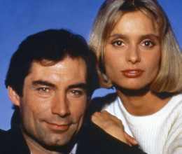 Ő volt James Bond gyönyörű szőke szerelme a 80-as években: 65 évesen így néz ki ma Maryam d'Abo Ő volt James Bond gyönyörű szőke szerelme a 80-as években: 65 évesen így néz ki ma Maryam d'Abo