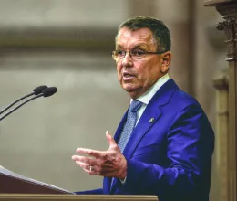 Hatalmas fordulat az MNB-ügyben: körözik Matolcsy György fiát Hatalmas fordulat az MNB-ügyben: körözik Matolcsy György fiát