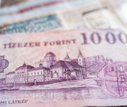 Elhagyná Magyarországot a Nagy Ő sztárja, több milliós tartozást vertek rá Elhagyná Magyarországot a Nagy Ő sztárja, több milliós tartozást vertek rá