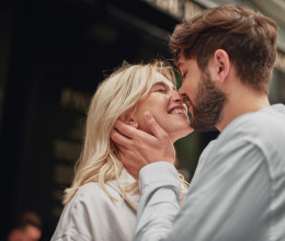 Megcsókolhatod a párod, ha csak szimplán a náthát kaptad el?