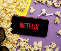Ezeket a titkos Netflix kódokat a profik is alig ismerik, muszáj kipróbálnod őket