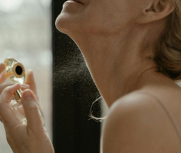 A női parfüm, mint személyes aláírás – így találd meg az illatot, amely valóban rólad szól A női parfüm, mint személyes aláírás – így találd meg az illatot, amely valóban rólad szól