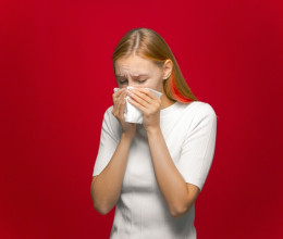 Egy hónapig rejtélyes orrvérzés gyötörte a nőt: rémisztő, mit találtak az orrában az orvosok