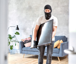 Nem erre tippelnél: ez a napszak a legveszélyesebb a lakásbetörések szempontjából Nem erre tippelnél: ez a napszak a legveszélyesebb a lakásbetörések szempontjából