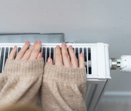 Nem kell feltekerni a radiátort: fűtés nélkül is meleg lehet a lakásban ezekkel a módszerekkel Nem kell feltekerni a radiátort: fűtés nélkül is meleg lehet a lakásban ezekkel a módszerekkel