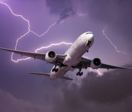 Ha ezeket tapasztalod, akkor gond lehet a repülővel, amin éppen ülsz, de nem szabad pánikba esned