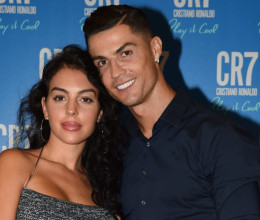 Házassági szerződés és négy tanú: Újabb részletek derültek ki Cristiano Ronaldo titkos esküvőjéről Házassági szerződés és négy tanú: Újabb részletek derültek ki Cristiano Ronaldo titkos esküvőjéről