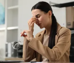 Tévedés, hogy csak a fejfájás jelezhet nagy bajt: ez az agydaganat 9 leggyakoribb tünete Tévedés, hogy csak a fejfájás jelezhet nagy bajt: ez az agydaganat 9 leggyakoribb tünete