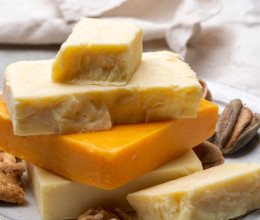 Ezzel a 30 forintos hozzávalóval helyettesíthetjük a méregdrága parmezánt, letarolta a világot a recept