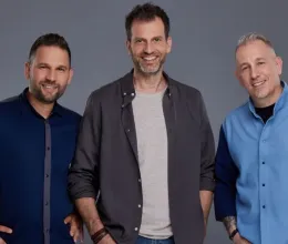 Sárközi Ákos visszatér az RTL-re, ráadásul ismét Rácz Jenő lesz az ellenfele Sárközi Ákos visszatér az RTL-re, ráadásul ismét Rácz Jenő lesz az ellenfele