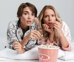 Ennyi ideig lenne szabad sorozatoznod, hogy ne legyen gondod az alvással