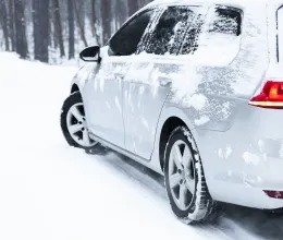 A híradóban véletlenül azt mondták be, hogy cseréljük le a téli gumit nyárira