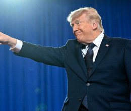 „Mi a fene folyik itt?” – Donald Trump is reagált a Pentagon által közzétett UFO-videókra