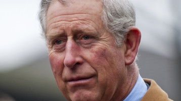 Régi hagyományt tör meg Károly király: a fél világ ámul az uralkodó merészségén, de vajon a családtagok is örülni fognak? Régi hagyományt tör meg Károly király: a fél világ ámul az uralkodó merészségén, de vajon a családtagok is örülni fognak?