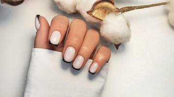 Leáldozott a klasszikus francia manikűrnek: Idén tavasszal mindenki ezt kéri majd a körmösétől