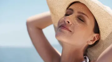 A makacs pigmentfoltok ellen: ez az új szépségápolási áttörés, amiről most mindenki beszél A makacs pigmentfoltok ellen: ez az új szépségápolási áttörés, amiről most mindenki beszél