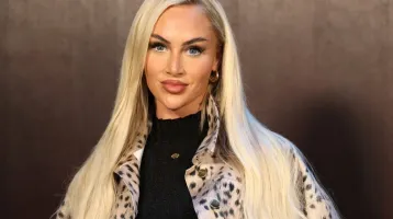 Ezt a 27 éves nőt tartják jelenleg a világ legszebb sportolójának: a svájci focista olyan tökéletes, akár egy modell