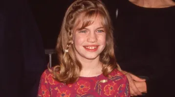 Ő volt a 90-es évek legbájosabb kislánya: így fest most, 44 esztendősen a My Girl gyereksztárja 