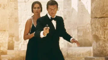 Ő volt az egyik leggyönyörűbb Bond-lány: 80 évesen még mindig pazar formában van Barbara Bach, Ringo Starr felesége Ő volt az egyik leggyönyörűbb Bond-lány: 80 évesen még mindig pazar formában van Barbara Bach, Ringo Starr felesége