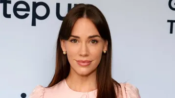 Sokkoló vallomás: a ‘Hirtelen 30’ sztárja szerint egy szekta vezetőjével járt Sokkoló vallomás: a ‘Hirtelen 30’ sztárja szerint egy szekta vezetőjével járt