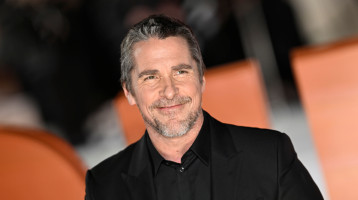 Hollywood egyik legtartósabb házassága: ő Christian Bale gyönyörű felesége, akivel 26 éve alkotnak egy párt