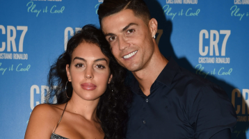 Cristiano Ronaldo menyasszonya ellopta a show-t a milánói divathéten: mindenki csak a gyönyörű Georginát bámulta Cristiano Ronaldo menyasszonya ellopta a show-t a milánói divathéten: mindenki csak a gyönyörű Georginát bámulta