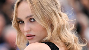 A "tejes tea" lesz a tavasz legdögösebb hajszíne: ámulatba ejti a pasikat A "tejes tea" lesz a tavasz legdögösebb hajszíne: ámulatba ejti a pasikat