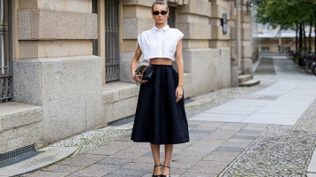 Minden nő a midiszoknyáért rajong idén tavasszal: 6 lapos cipő, amivel nem lesz slampos az összhatás Minden nő a midiszoknyáért rajong idén tavasszal: 6 lapos cipő, amivel nem lesz slampos az összhatás