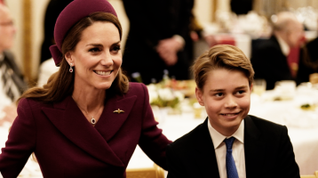 Kiszúrta a szájról olvasó: ilyen édesesen szólítja Katalin hercegnét György herceg Kiszúrta a szájról olvasó: ilyen édesesen szólítja Katalin hercegnét György herceg