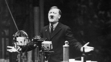 Meglepő részletek kerültek elő Hitler múltjáról – egy DNS-vizsgálat új kérdéseket vetett fel Meglepő részletek kerültek elő Hitler múltjáról – egy DNS-vizsgálat új kérdéseket vetett fel