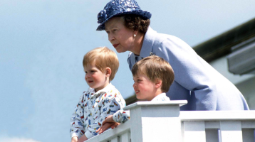 Elolvadunk: ilyen cuki becenéven szólította Vilmos herceg kisfiúként II. Erzsébetet