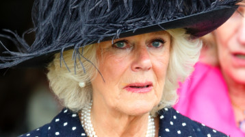 Kamilla szinte beleroppant abba, amit Erzsébet mondott neki: évekig kínozta vele a királynét Kamilla szinte beleroppant abba, amit Erzsébet mondott neki: évekig kínozta vele a királynét