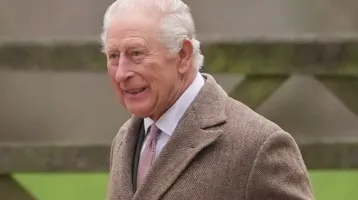 Károly döbbenetes lépésre szánta el magát: ajánlatot tehet Harrynek, végre megtörhet a jég kettejük között Károly döbbenetes lépésre szánta el magát: ajánlatot tehet Harrynek, végre megtörhet a jég kettejük között