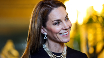 Katalin hercegné minden idők legszebb estélyi ruhájában és tiarájában pompázott: mintha egy Disney-meséből lépett volna ki Katalin hercegné minden idők legszebb estélyi ruhájában és tiarájában pompázott: mintha egy Disney-meséből lépett volna ki