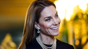 Katalin hercegné minden idők legszebb estélyi ruhájában és tiarájában pompázott: mintha egy Disney-meséből lépett volna ki