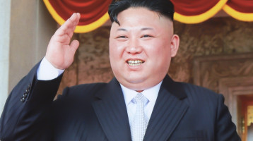 Ő Kim Dzsongun ritkán látott lánya: az alig 13 éves Dzsue apja válaszott utódja