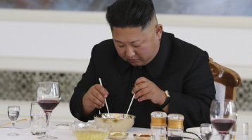 Elképesztő, mit reggelizik egy nap Kim Dzsongun: ezek a diktátor kedvenc fogásai