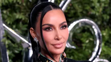 Elképesztő számok: ennyi ember kell Kim Kardashian gyerekeinek felneveléséhez