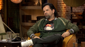 Kincsvadászok: csupasz hölgyet ábrázoló festmény került elő, Fejes Tamás rögtön be is dobott egy poént Kincsvadászok: csupasz hölgyet ábrázoló festmény került elő, Fejes Tamás rögtön be is dobott egy poént